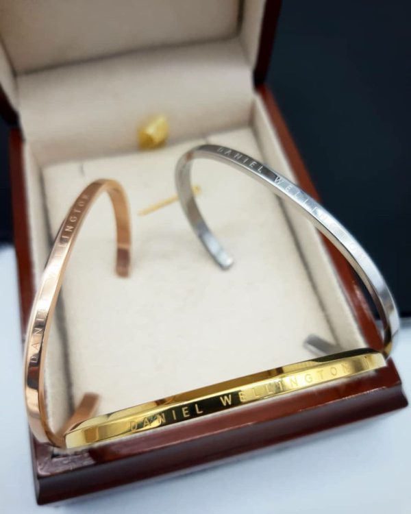 دستبند دنیل ولینگتون در سه رنگ مختلف