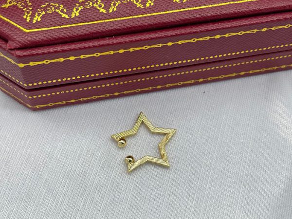 گوشواره ایرکاف طرح ستاره طلایی