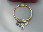دستبند پاندورا آویز خرس طلایی