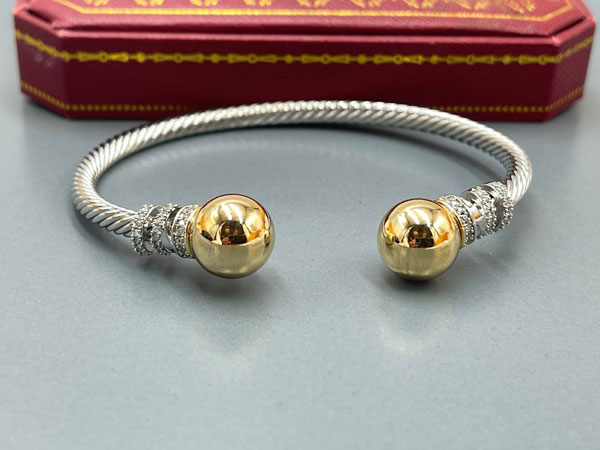 دستبند دیوید یورمن طرح طلایی