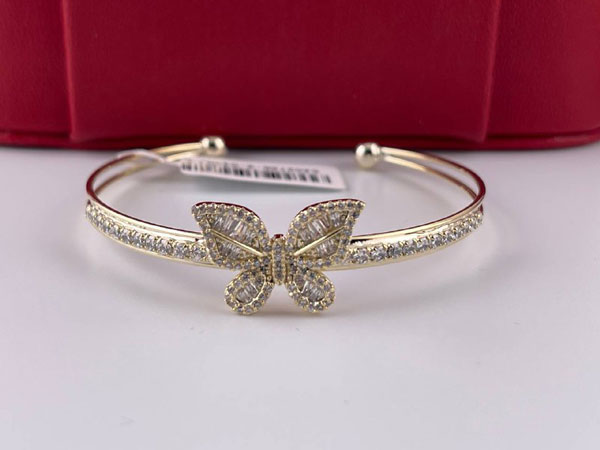 دستبند فری سایز پروانه
