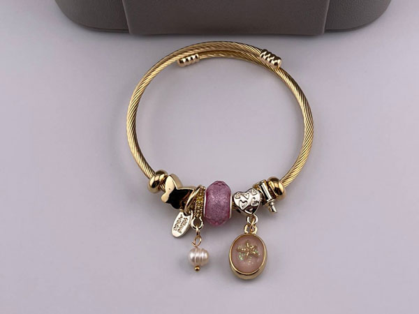 دستبند ستاره دریایی طلایی پاندورا