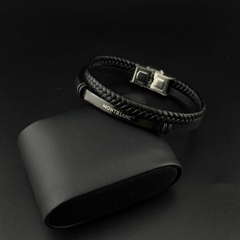 دستبند چرم مون بلان با طراحی بافت و شیک