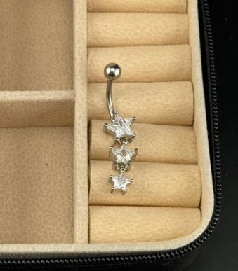 یرسینگ ناف آویزدار طرح ستاره سه‌تایی نگین‌دار