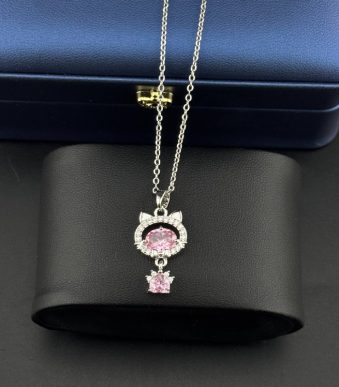 گردنبند طرح گربه با نگین صورتی و آویز پنجه | اکسسوری فانتزی دخترانه