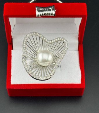 انگشتر زنانه استیل طرح قلب مرواریدی